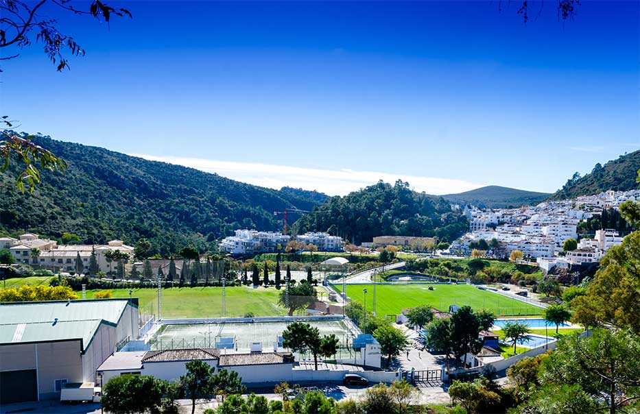 Benahavis village