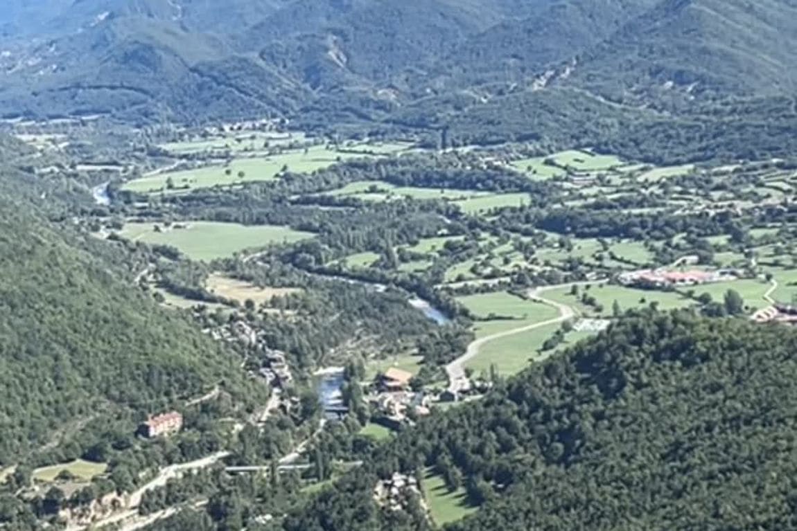 rural-valley-landscape-property-survey-context